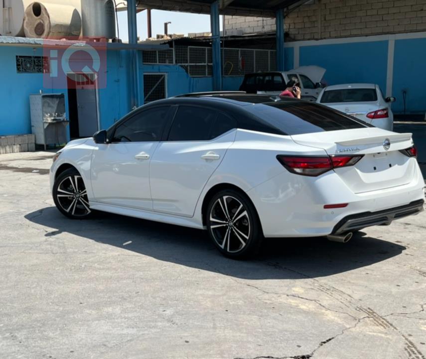 Nissan Sentra